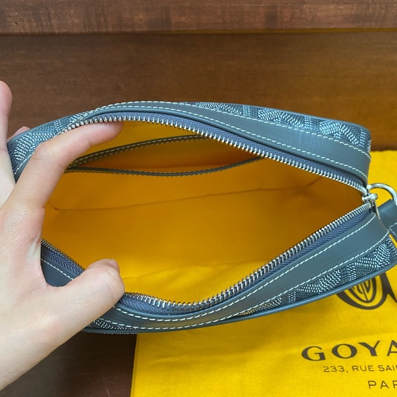 NWT Goyard Cap Vert Grey (Camera Bag) - Picture 2 of 10